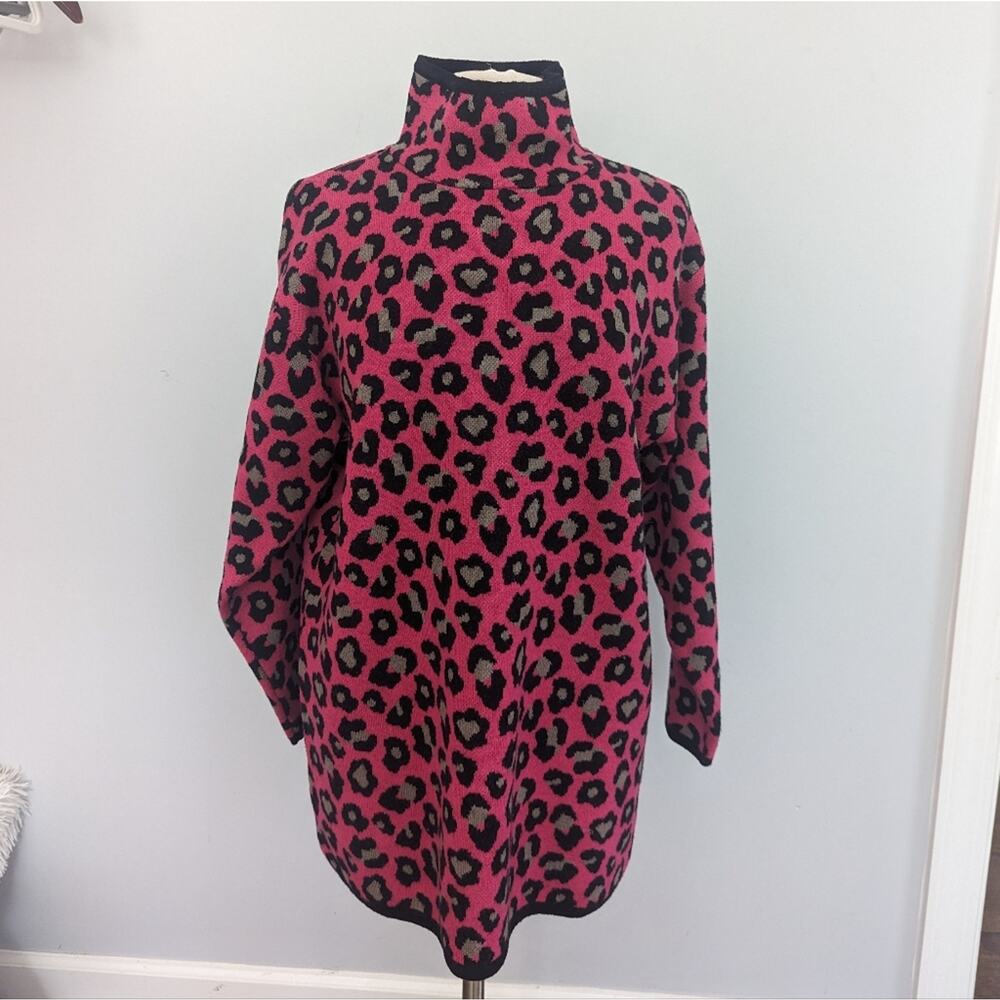 Pink Leopard Print Women's Sweater